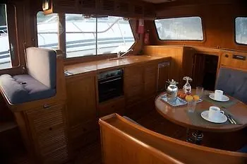 Båthotell Les Yachts De Vecchio - Le Philae Porto-Vecchio (Corsica)