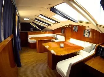 Les Yachts De Vecchio - Le Philae 3* Porto Vecchio